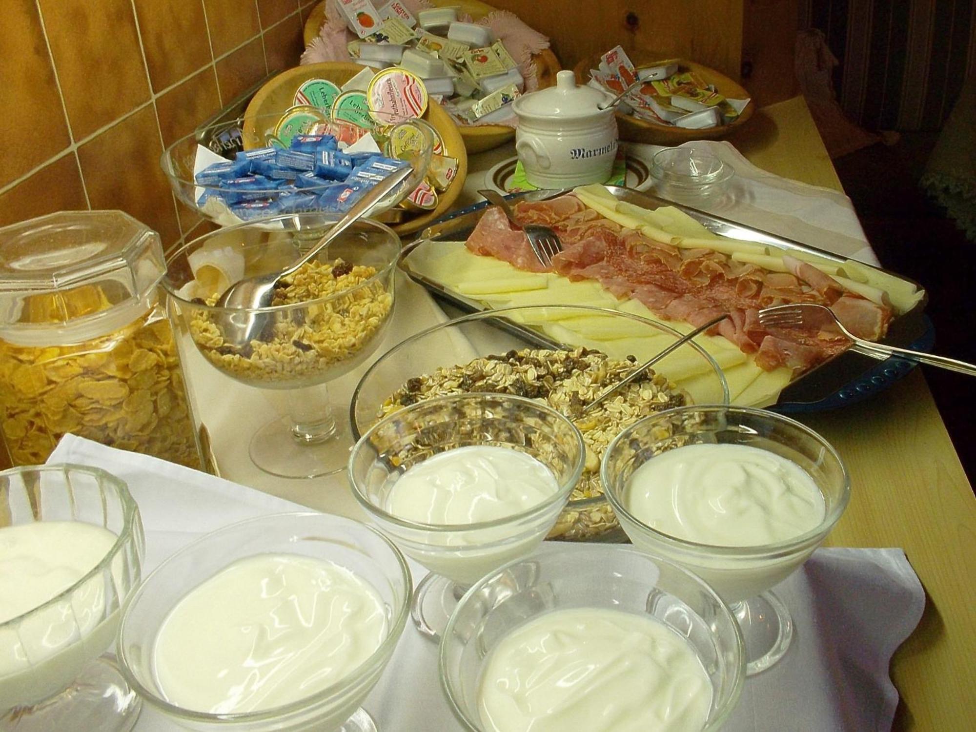 Gaestehaus Burgi Fügen Extérieur photo