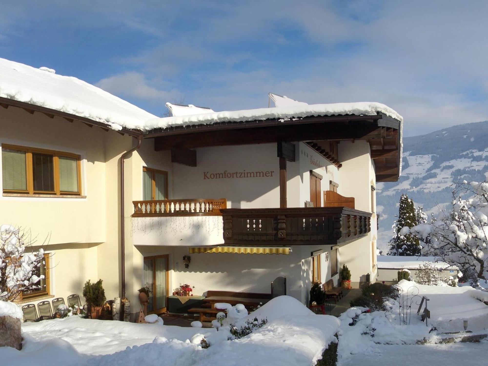 Gaestehaus Burgi Fügen Extérieur photo