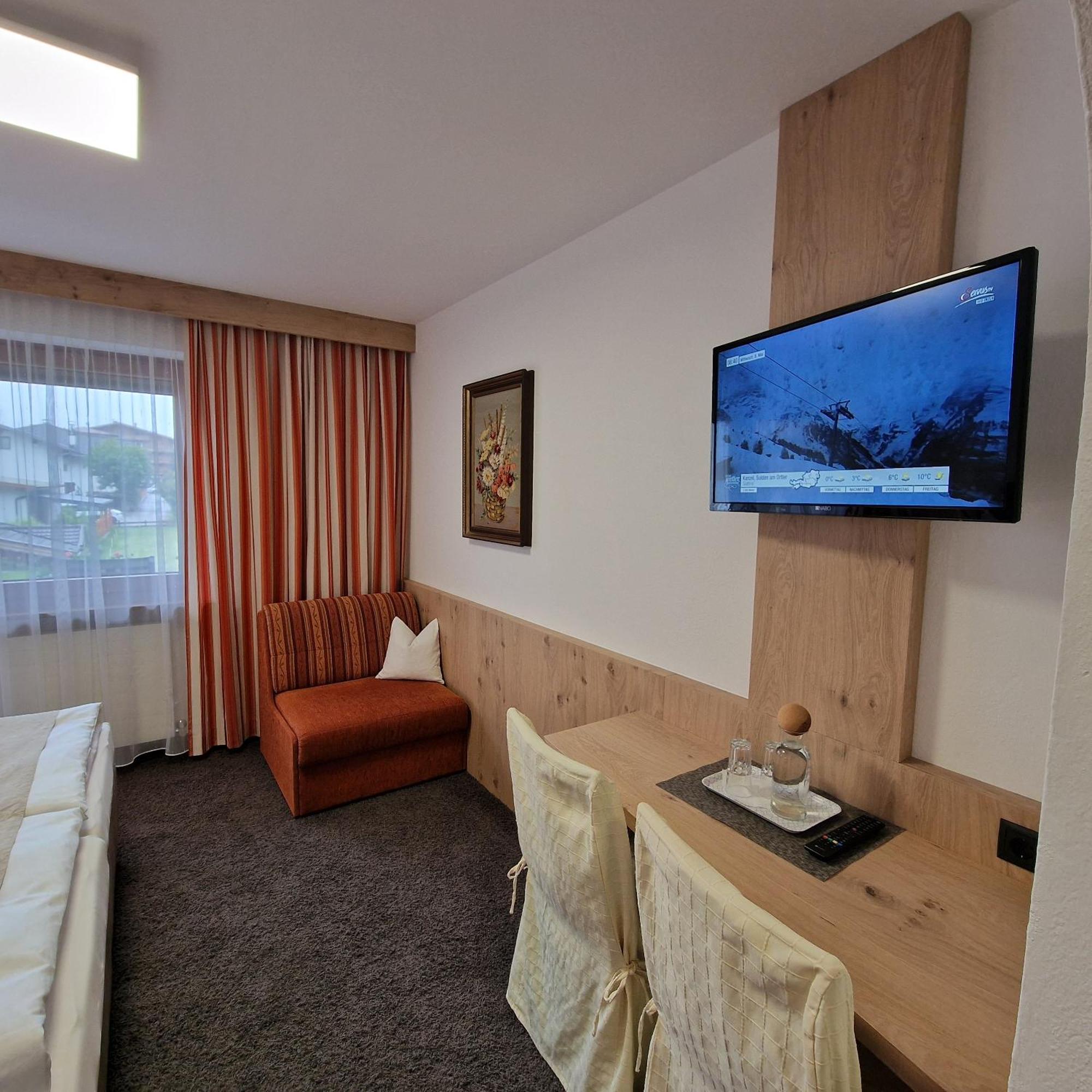 Gaestehaus Burgi Fügen Extérieur photo